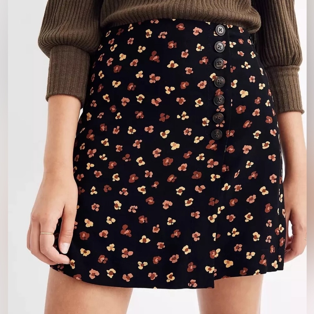 Madewell Side-Button A-Line Mini Skirt Feline Floral Black Orange Size 10 NWOT
